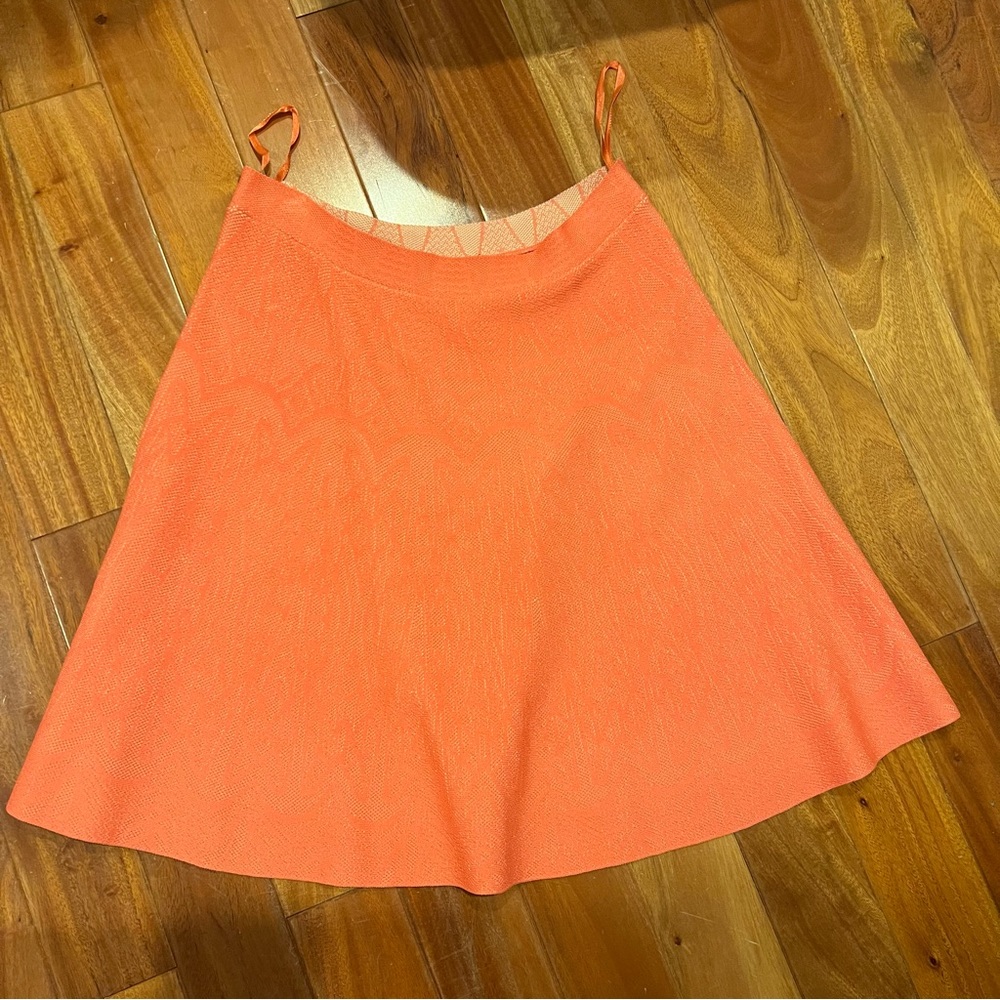 Coral skirt